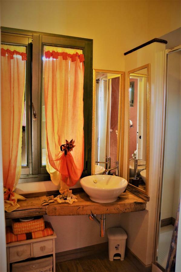 B&B La Piazzetta Castiglione dei Pepoli Bagian luar foto
